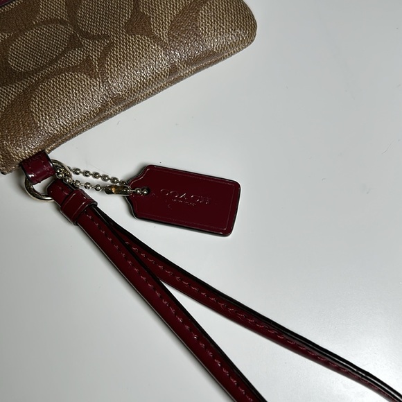 Burgundy Tan Coach Leather Wristlet Wallet with Zip - Picture 3 of 12
